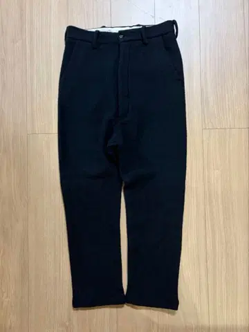 새상품급 Veritecoeur 팬츠 울 혼방 블랙