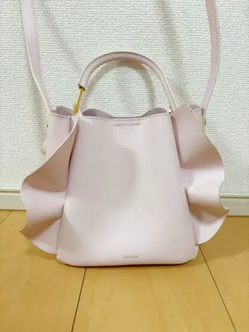 [새상품급] CELFORD 셀포드 원핸들 프릴백 라이트 핑크