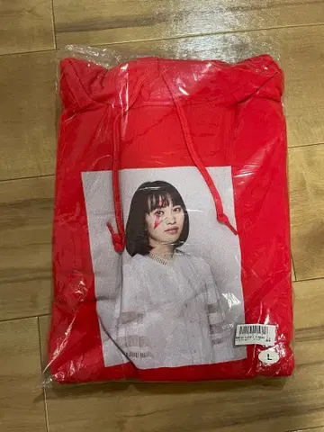 모모쿠로 모모타 카나코 후드티 L 사이즈