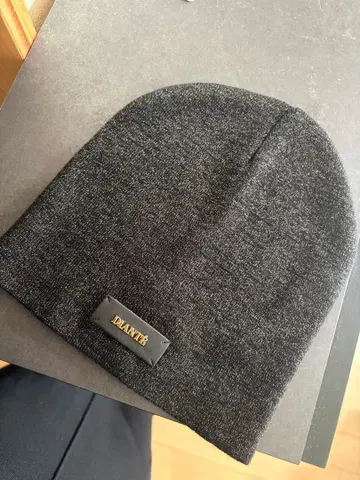 DIANTE 블랙 니트 비니