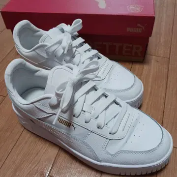 PUMA 화이트 스니커즈 25.0cm