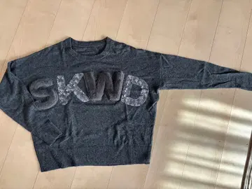 에이코 콘도 모코 그레이 니트, 에터널리 블레이즈, 에이코 콘도