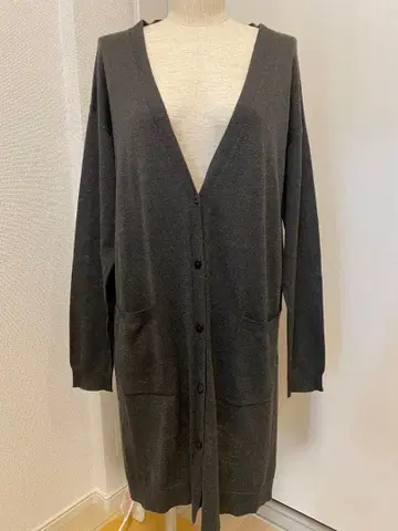 [ 미사용 새상품 ] 주식회사 월드 다크 그레이 롱 가디건