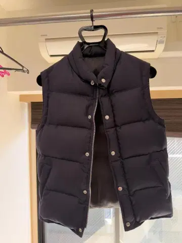 새상품급 SOPHNET 소프넷 다운 베스트 사이즈 S