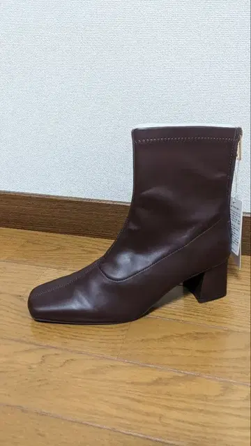 COMME CA ISM 브라운 숏부츠