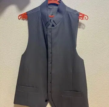 그레이 스트라이프 수트 베스트와 자켓 세트