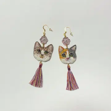 자수 고양이 귀걸이 기지트라 화이트 삼색 고양이