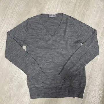 새상품급!John Smedley 니트 S