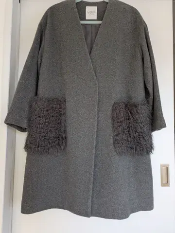 새상품급 레이빔즈 노카라 코트