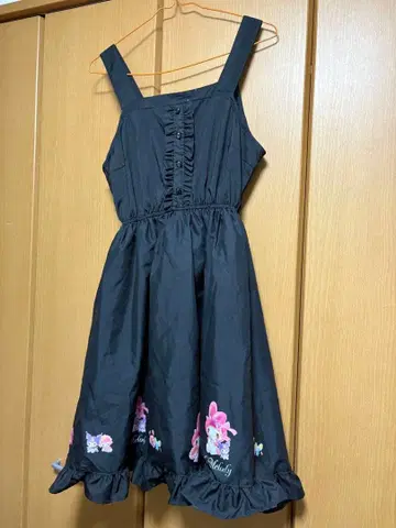 블랙 마이멜로디 슬리브리스 원피스