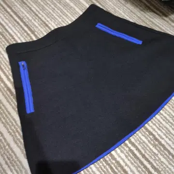 데상트 골프 골프웨어 니트 스커트