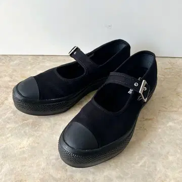 컨버스 메리제인 통굽 블랙 24.5cm LIGHT PLTS
