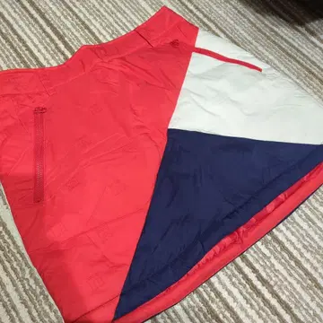 캘러웨이 골프웨어 다운 스커트 레드 x 네이비