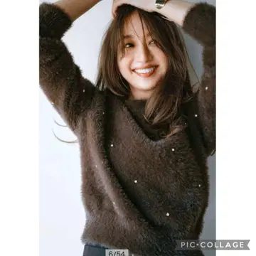 [택 포함 새상품] JUSGLITTY 비쥬 도트 플러피 니트