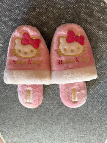 헬로키티 핑크 모코모코 슬리퍼