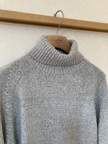 뷰티앤유스 유나이티드 애로우즈 터틀넥 니트 그레이 계열 L