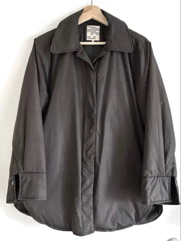 BAUM UND PFERDGARTEN 블루종 유나이티드 애로우즈