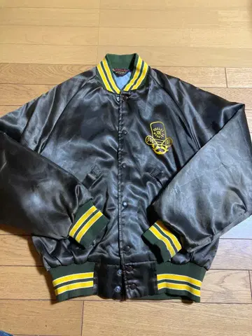 스타디움 자켓 브라운