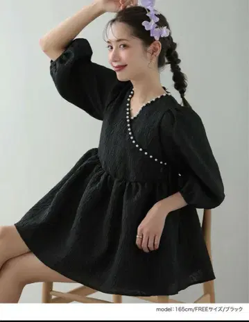 택 포함 새상품 Meraki 시어 자카드 펄 블라우스