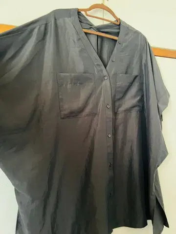 LEPSIM 다크 그레이 오버 사이즈 셔츠