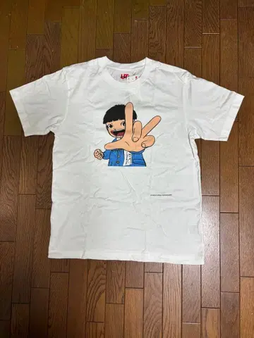 마코토짱 한정판 T셔츠 우메즈 카즈오 UT