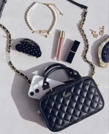 FURFUR 퀼팅 폰 홀더