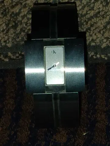 캘빈 클라인 실버 아날로그 손목시계