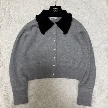 산드로 카라 부착 크롭 기장 가디건 정가 5만 7천