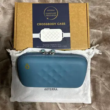 새상품 도테라 크로스 바디 케이스