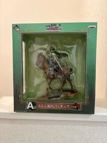 제일복권 진격의 거인 A상 엘렌 기마 피규어