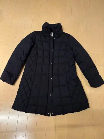 Leilian 블랙 퀼팅 롱 코트