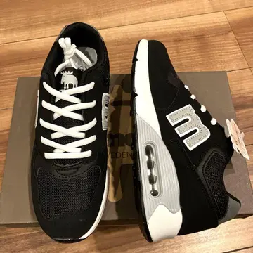 moz 레이스업 스니커즈 23cm 새상품