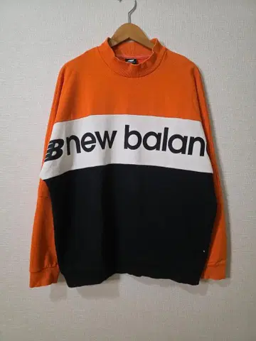 뉴발란스 절개 맨투맨 트레이닝복 XL