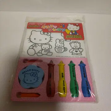 헬로키티 크레용 세트