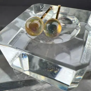 S925 화이트 래브라도 라이트 귀걸이