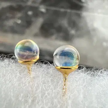 S925 화이트 래브라도 라이트 귀걸이