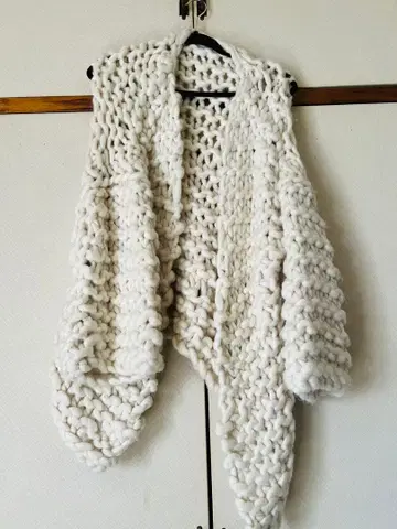 MOUSSY 두꺼운 원단 니트 가디건 긴팔 화이트