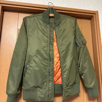 MA-1 u.s.boarder M 사이즈 올리브