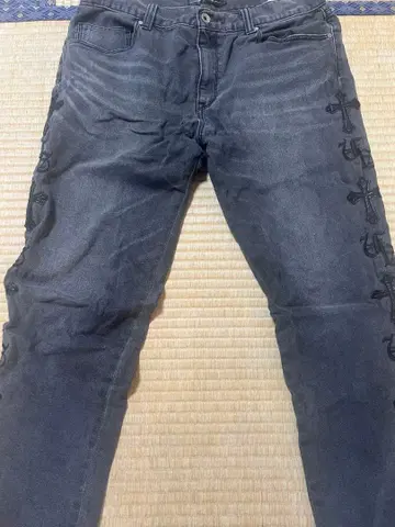 AGM/9 블랙 데님 팬츠 가격 인하 가능