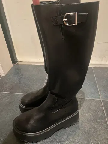 [ 1회 착용 ] 롱 부츠 블랙