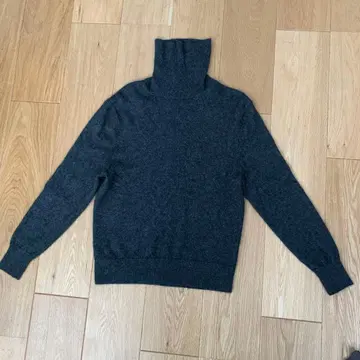 UNIQLO 캐시미어 100 터틀넥 스웨터 M 다크 그레이 M 새상품급
