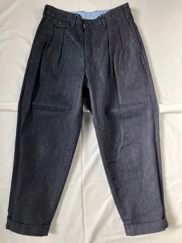 BEAMS PLUS 2 플리츠 데님