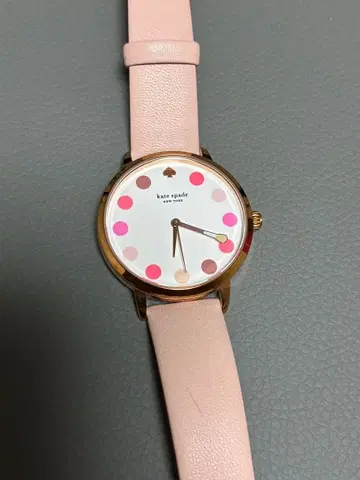 케이트 스페이드 도트 무늬 손목시계
