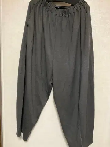 요건 레일 벌룬 팬츠