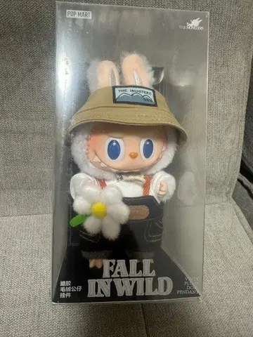 LABUBU POP MART FALL IN WILD 토끼