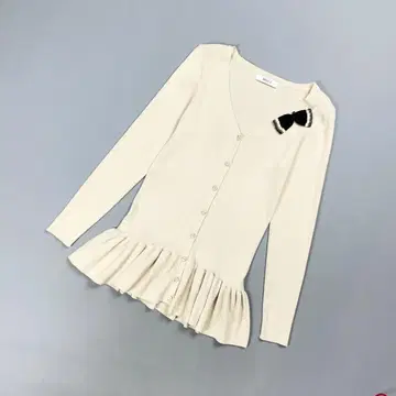 MISS J 리브 니트 페플럼 가디건 베이지 사이즈 40*HD1371