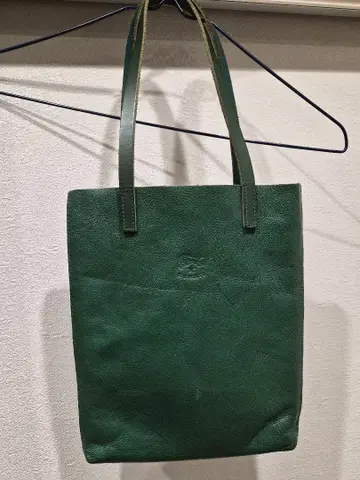 그린 컬러 가죽 토트백