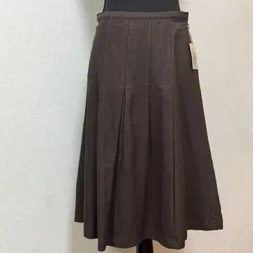 [ 새상품 ] UNDICI NOVE  플리츠 스커트 42
