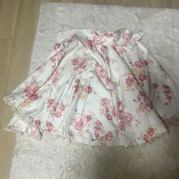 LIZ LISA 플라워 프린트 판초 코트