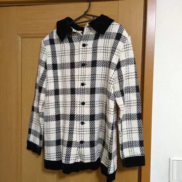 화이트 블랙 체크 긴팔 셔츠 리본 포함 M 사이즈